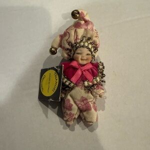 Porcelana Capodimonte Triangle Italian Created by Giovanni Gasparotto - Dirty